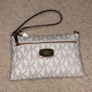 Michael Kors wristlet
